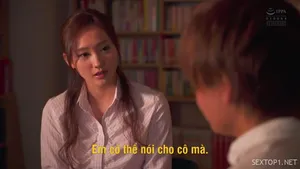 Cô giáo nhìn thì có vẻ nhút nhát đấy nhưng thật ra lại là một dâm nữ